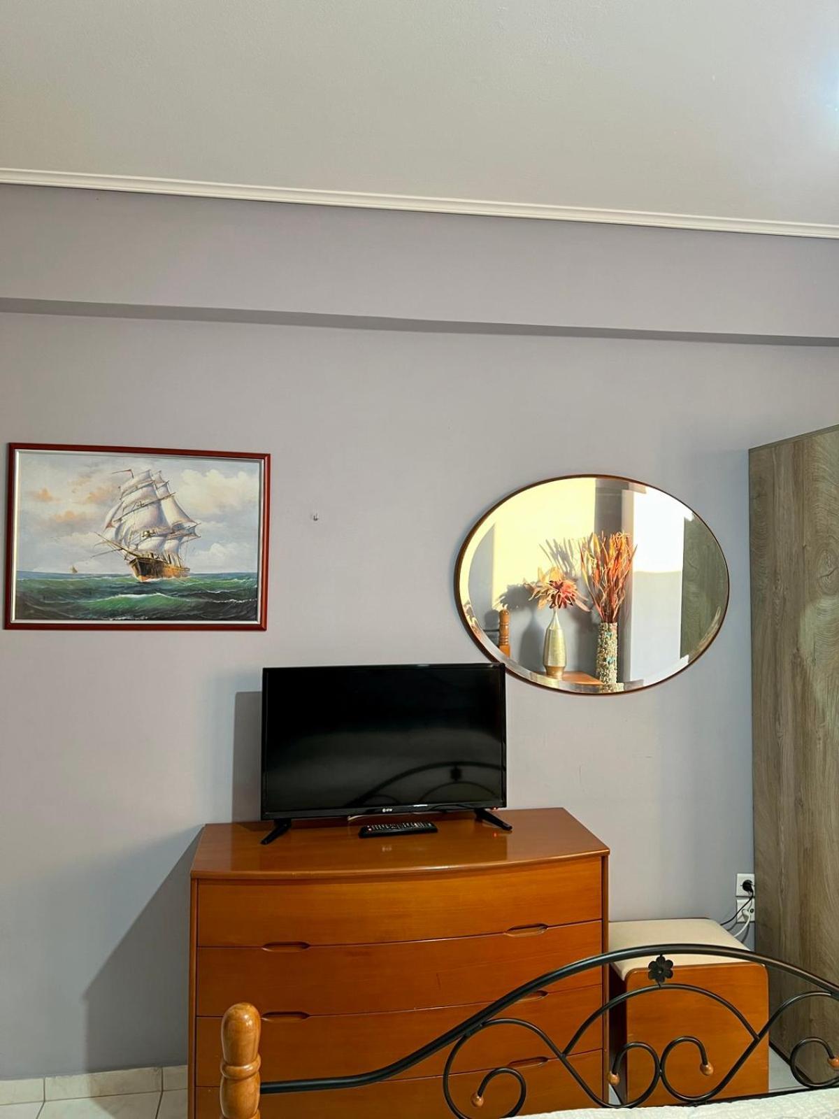 Vivian'S Apartment Chalkís المظهر الخارجي الصورة
